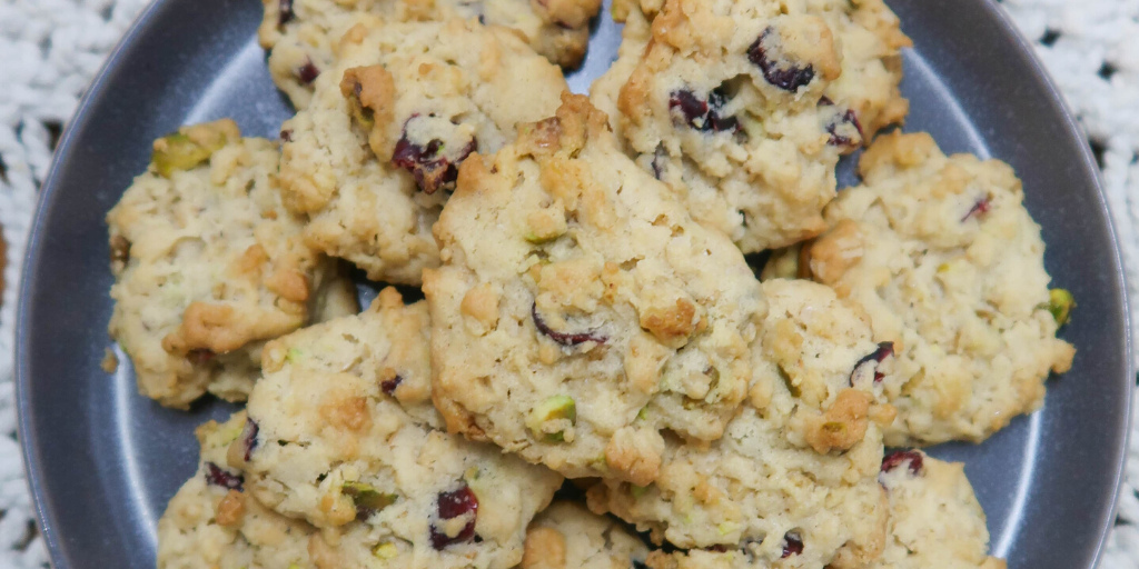 pistachio cranberry cookies